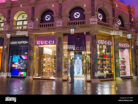 outlet gucci las vegas|Gucci caesars palace las vegas.